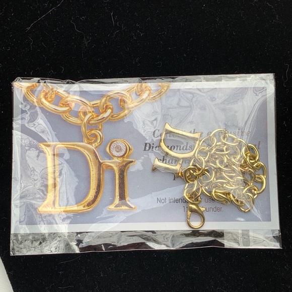 NWT Diamonds International Charm Bracelet - Picture 2 of 7